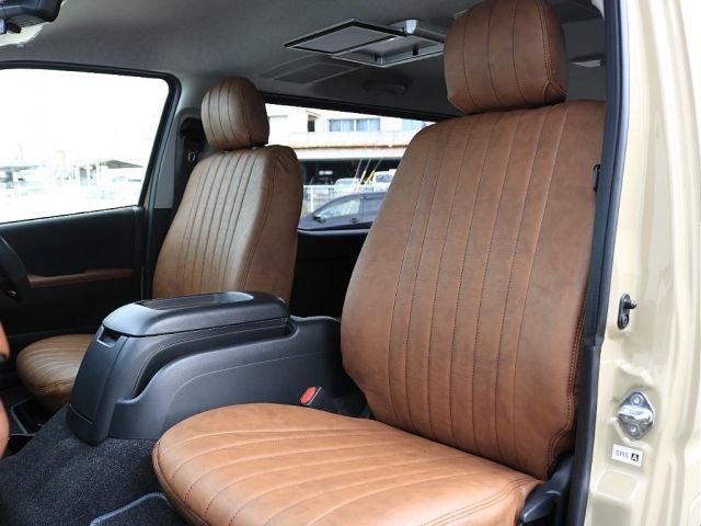 TOYOTA HIACE VAN 4WD 2025 Image 31