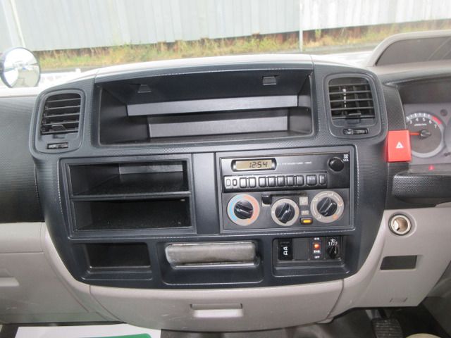 NISSAN ATLAS 2009 Image 31