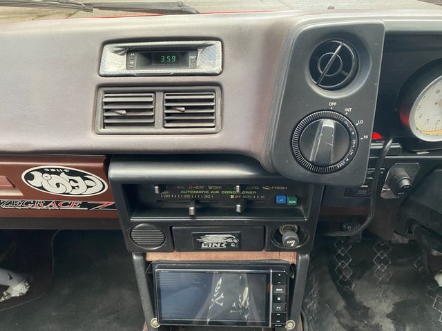 TOYOTA SPRINTER TRUENO HATC 1984 Image 31