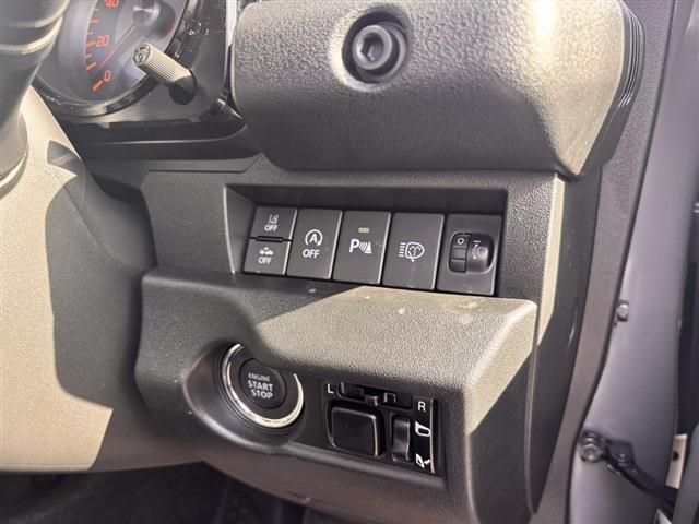 SUZUKI JIMNY 4WD 2025 Image 31