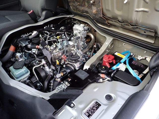 TOYOTA HIACE VAN 4WD 2023 Image 31