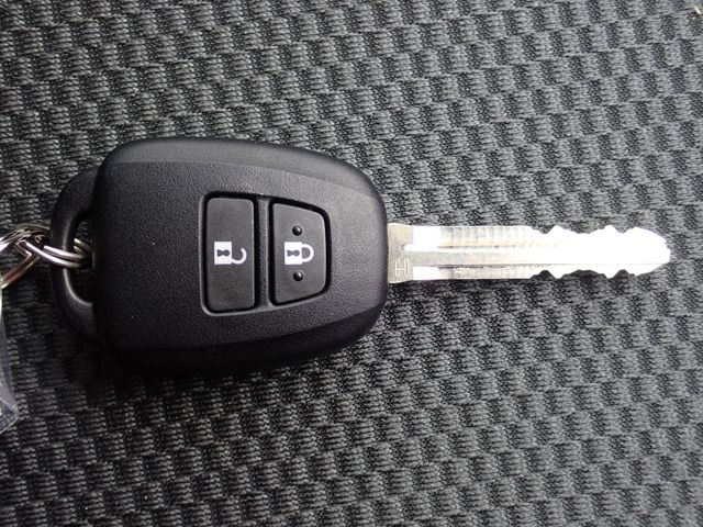 TOYOTA HIACE VAN 4WD 2023 Image 31