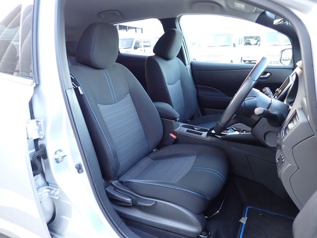 NISSAN LEAF 2020 Image 31