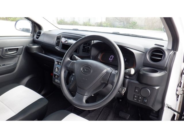 DAIHATSU MIRA E:S 2019 Image 31