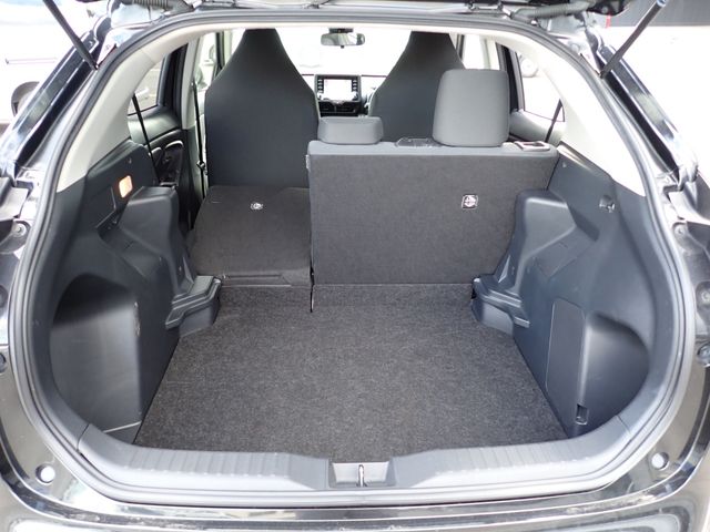 TOYOTA YARIS CROSS 2020 Image 31