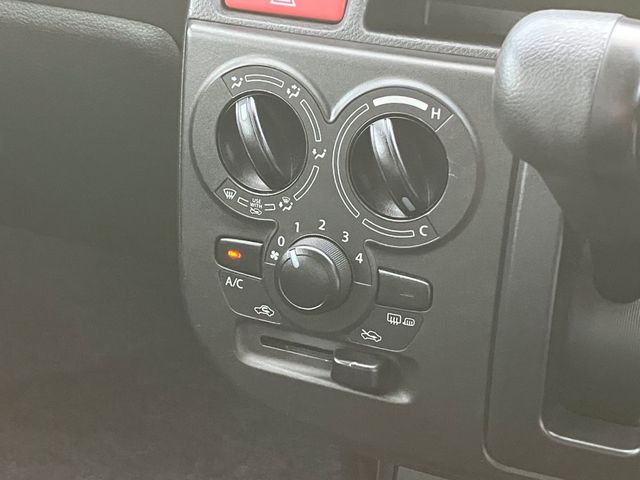 SUZUKI ALTO  4WD 2021 Image 31