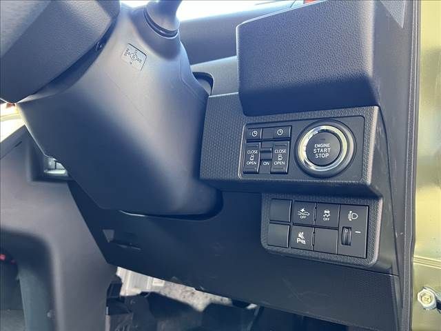 DAIHATSU TANTO FAN CROSS 2025 Image 31