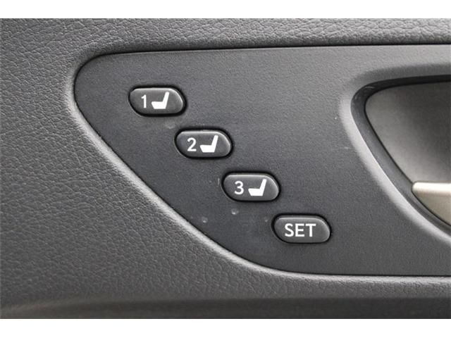 TOYOTA LEXUS RC200T 2016 Image 31