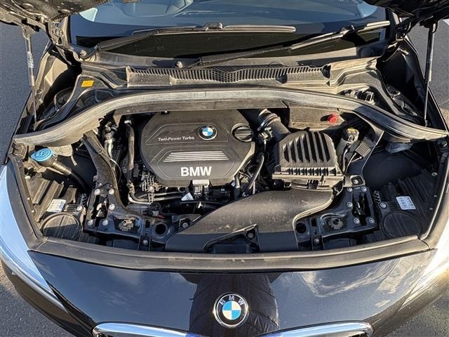 BMW 2SERIES ACTIVE T 2017 Image 31