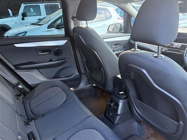 BMW 2SERIES ACTIVE T 2017 Image 31