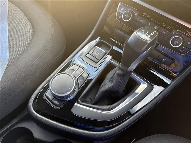 BMW 2SERIES ACTIVE T 2017 Image 31