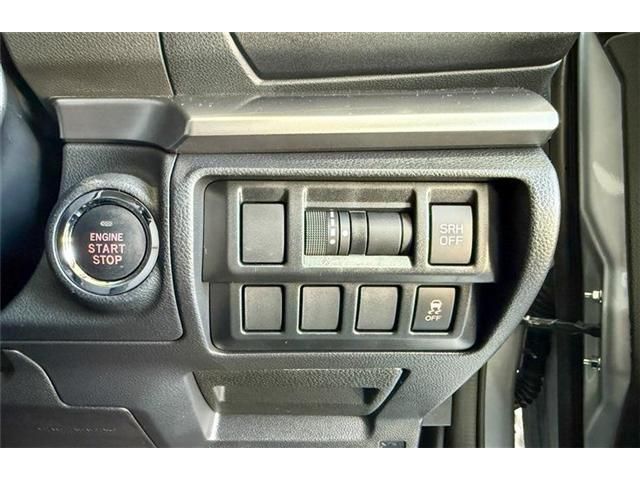 SUBARU XV HYBRID 2022 Image 31