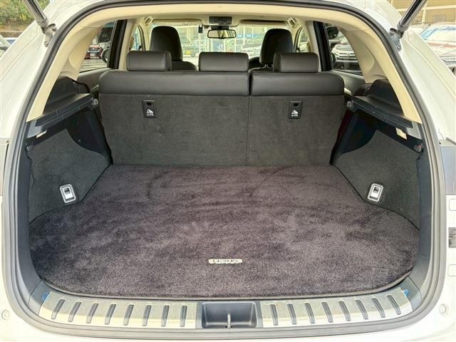 TOYOTA LEXUS NX300 2018 Image 31