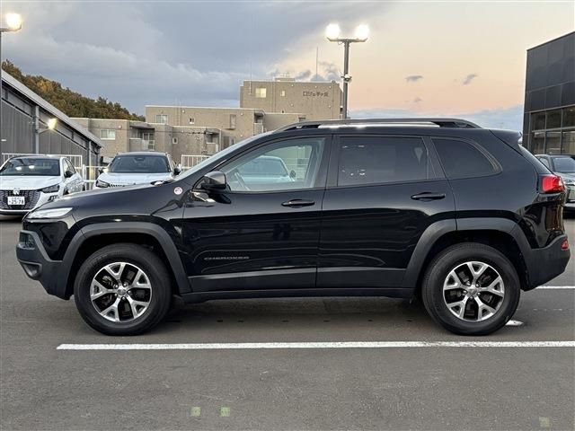 JEEP CHEROKEE 2017 Image 31