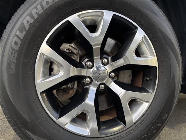 JEEP CHEROKEE 2017 Image 31