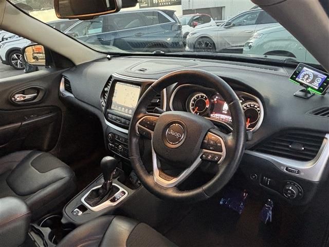 JEEP CHEROKEE 2017 Image 31