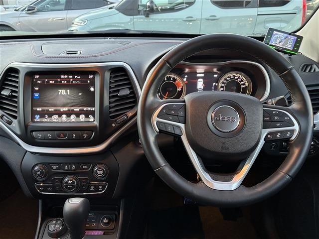 JEEP CHEROKEE 2017 Image 31