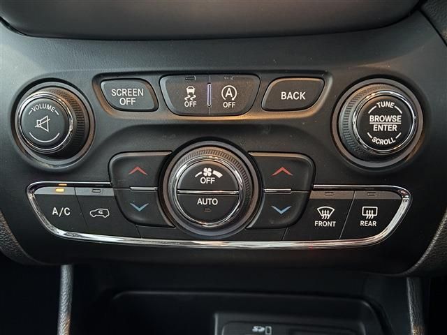 JEEP CHEROKEE 2017 Image 31