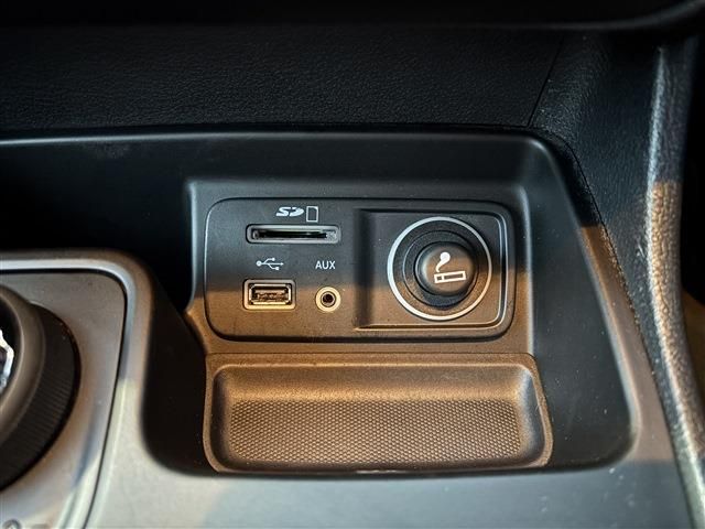 JEEP CHEROKEE 2017 Image 31