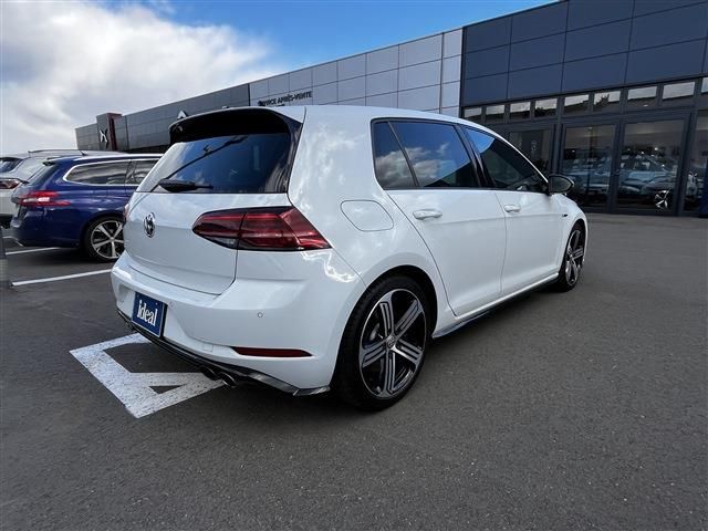 VOLKSWAGEN GOLF R 2018 Image 31