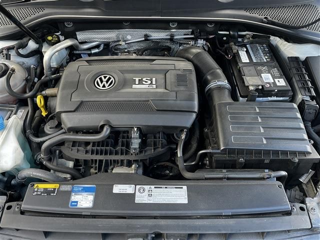 VOLKSWAGEN GOLF R 2018 Image 31