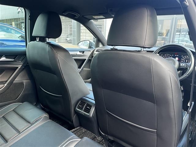 VOLKSWAGEN GOLF R 2018 Image 31