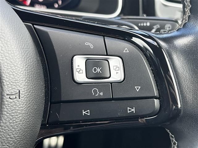 VOLKSWAGEN GOLF R 2018 Image 31