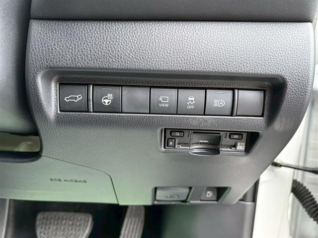 TOYOTA HARRIER HYBRID 2023 Image 31