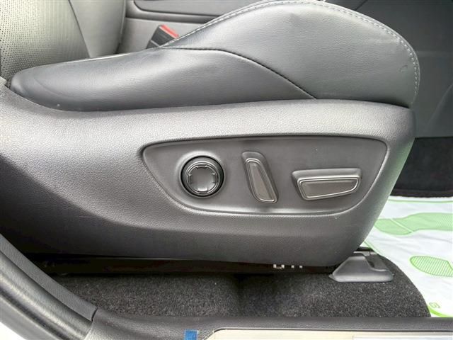 TOYOTA HARRIER HYBRID 2023 Image 31