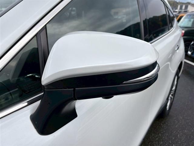 TOYOTA HARRIER HYBRID 2023 Image 31