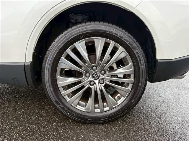 TOYOTA HARRIER HYBRID 2023 Image 31