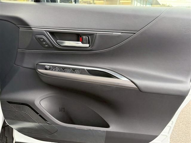 TOYOTA HARRIER HYBRID 2023 Image 31