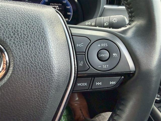 TOYOTA HARRIER HYBRID 2023 Image 31