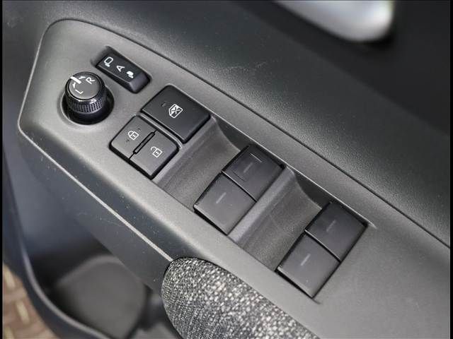 TOYOTA SIENTA HYBRID 2022 Image 31