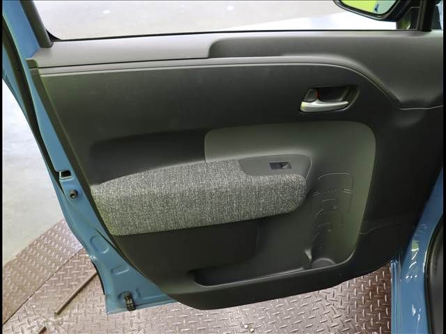 TOYOTA SIENTA HYBRID 2022 Image 31