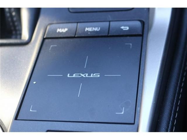 TOYOTA LEXUS NX300H 2017 Image 31