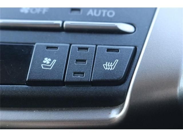 TOYOTA LEXUS NX300H 2017 Image 31