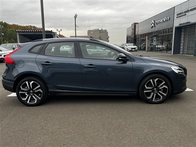 VOLVO V40 CROSS COUN 2017 Image 31