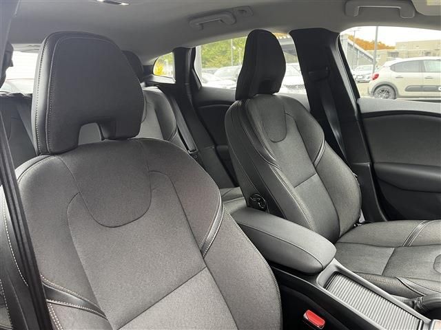 VOLVO V40 CROSS COUN 2017 Image 31