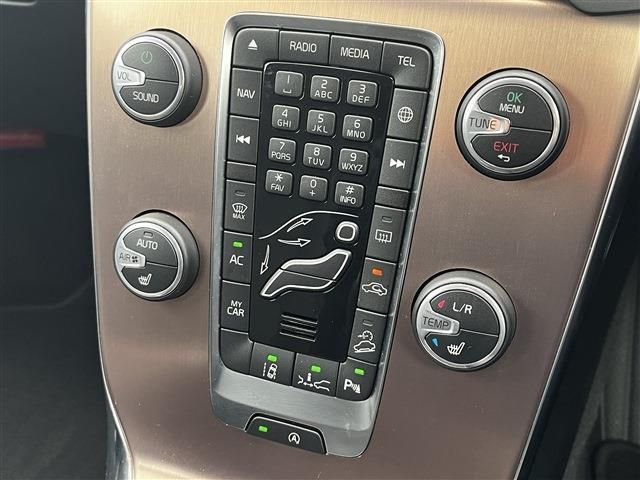 VOLVO V40 CROSS COUN 2017 Image 31