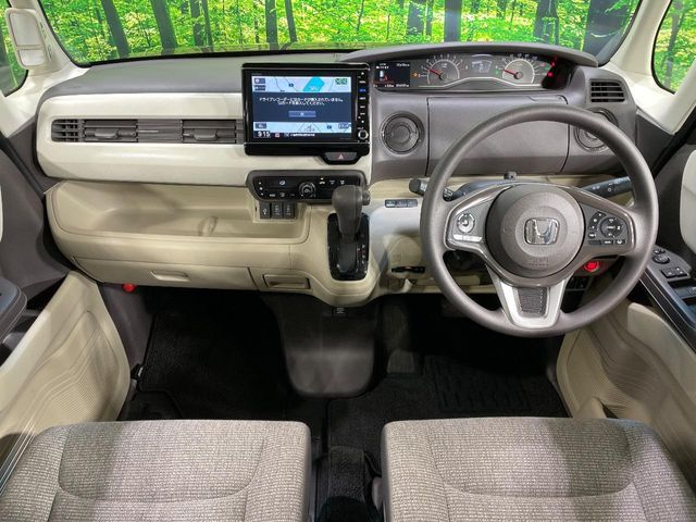 HONDA N BOX 2018 Image 31