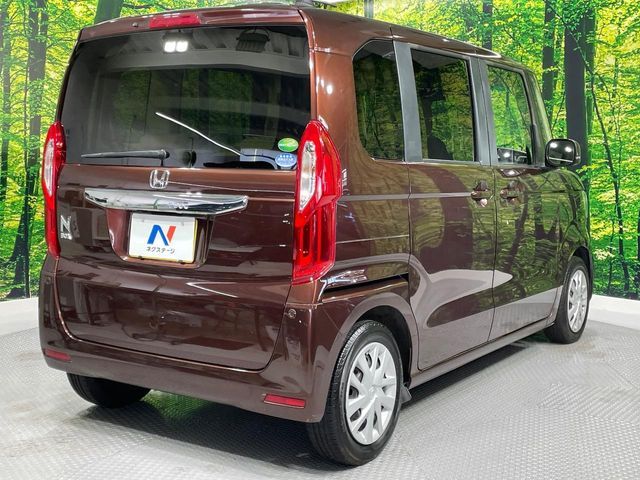 HONDA N BOX 2018 Image 31