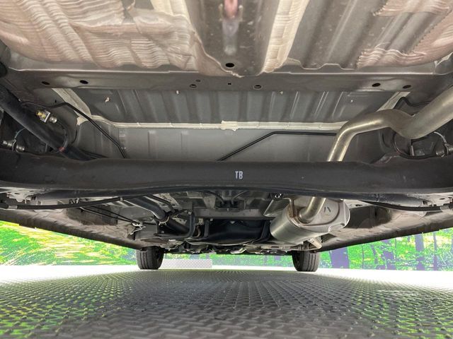 HONDA N BOX 2018 Image 31