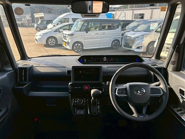 DAIHATSU TANTO CUSTOM 2023 Image 31