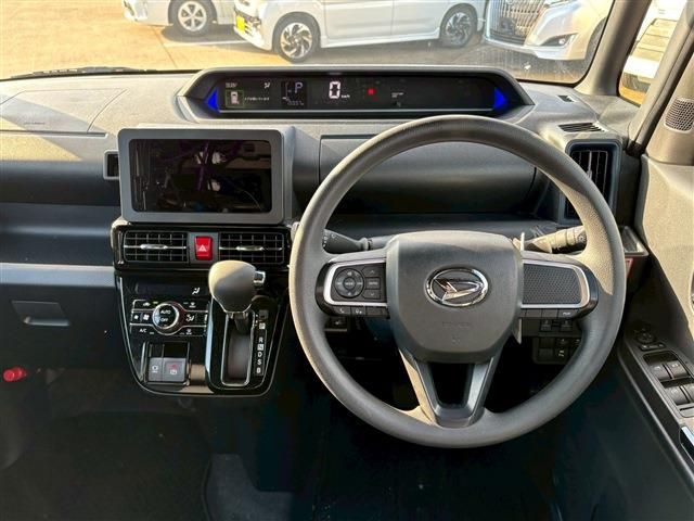 DAIHATSU TANTO CUSTOM 2023 Image 31