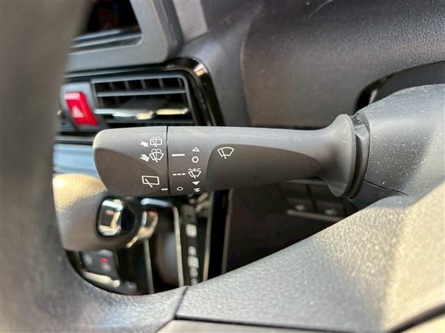 DAIHATSU TANTO CUSTOM 2023 Image 31