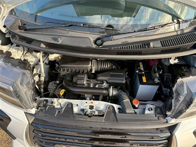 DAIHATSU TANTO CUSTOM 2023 Image 31