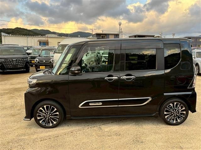 DAIHATSU TANTO CUSTOM 2023 Image 31