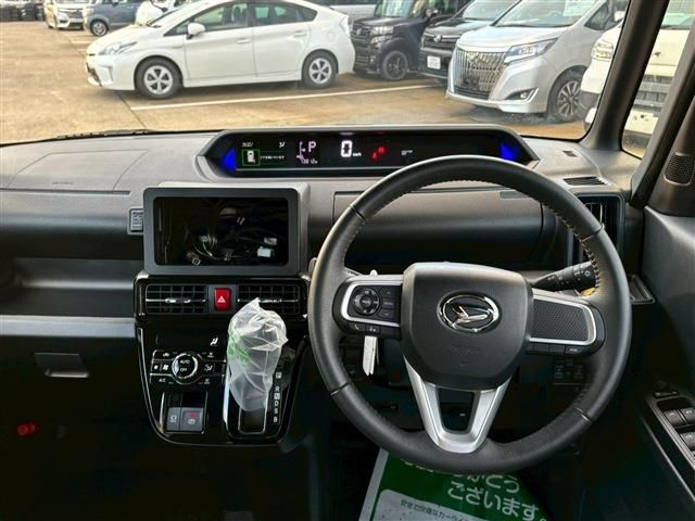 DAIHATSU TANTO CUSTOM 2023 Image 31