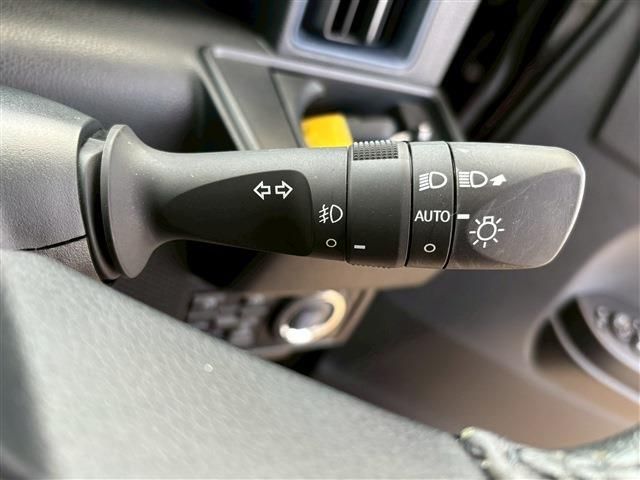 DAIHATSU TANTO CUSTOM 2023 Image 31